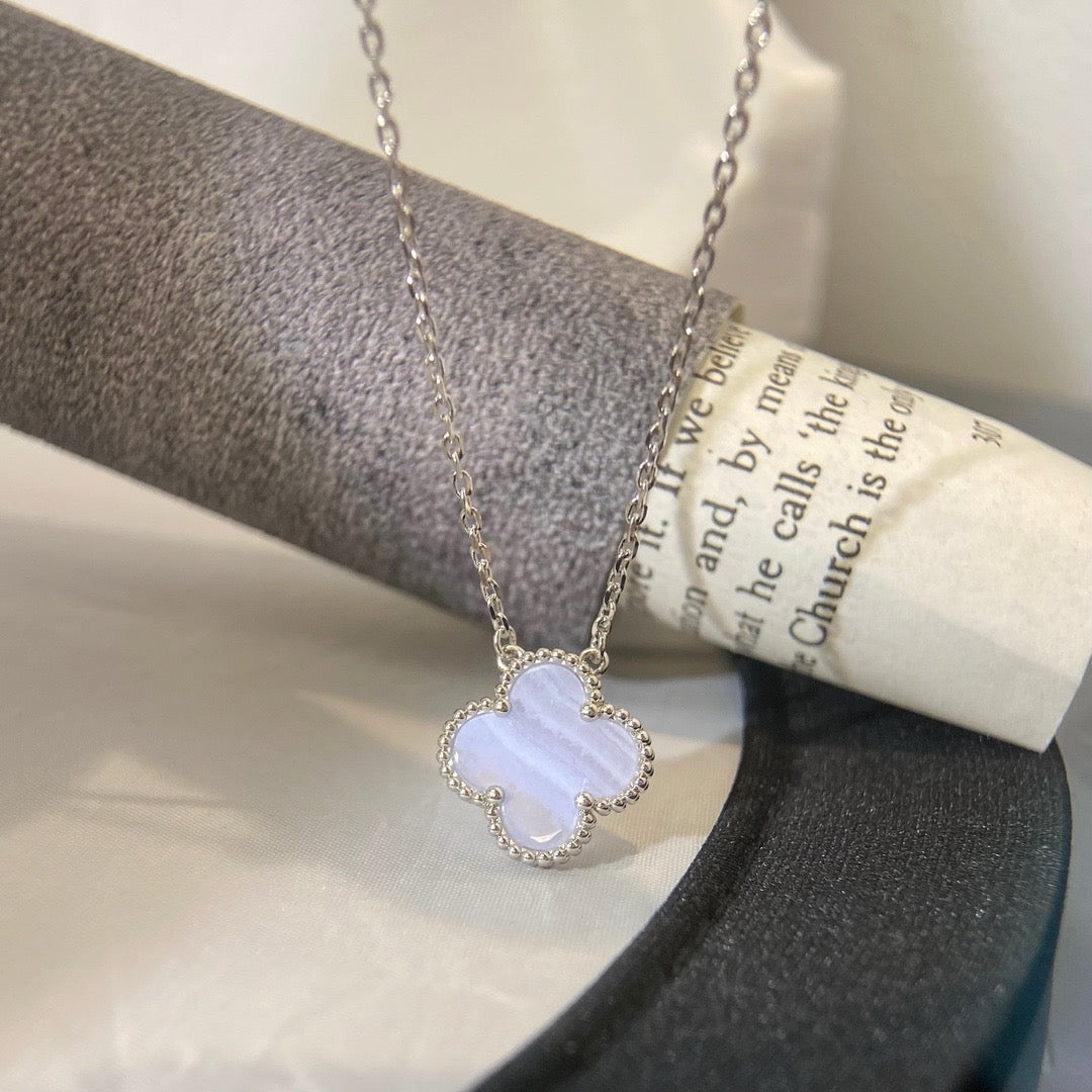 [Auream]CLOVER 15MM BLUE CHALCEDONY NECKLACE SILVER