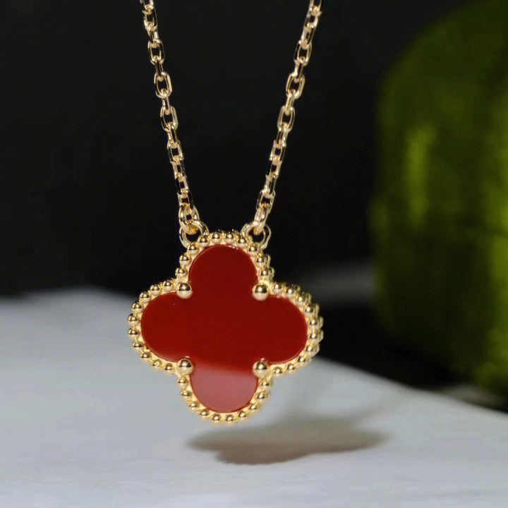 [Auream]CLOVER 15MM CARNELIAN SINGLE FLOWER NECKLACE