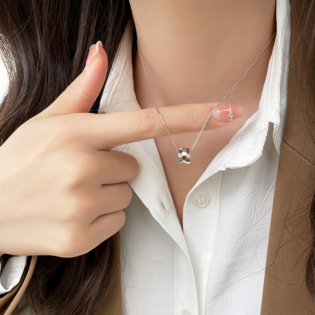 [Auream]BEE MINI PEDANT DIAMOND NECKLACE