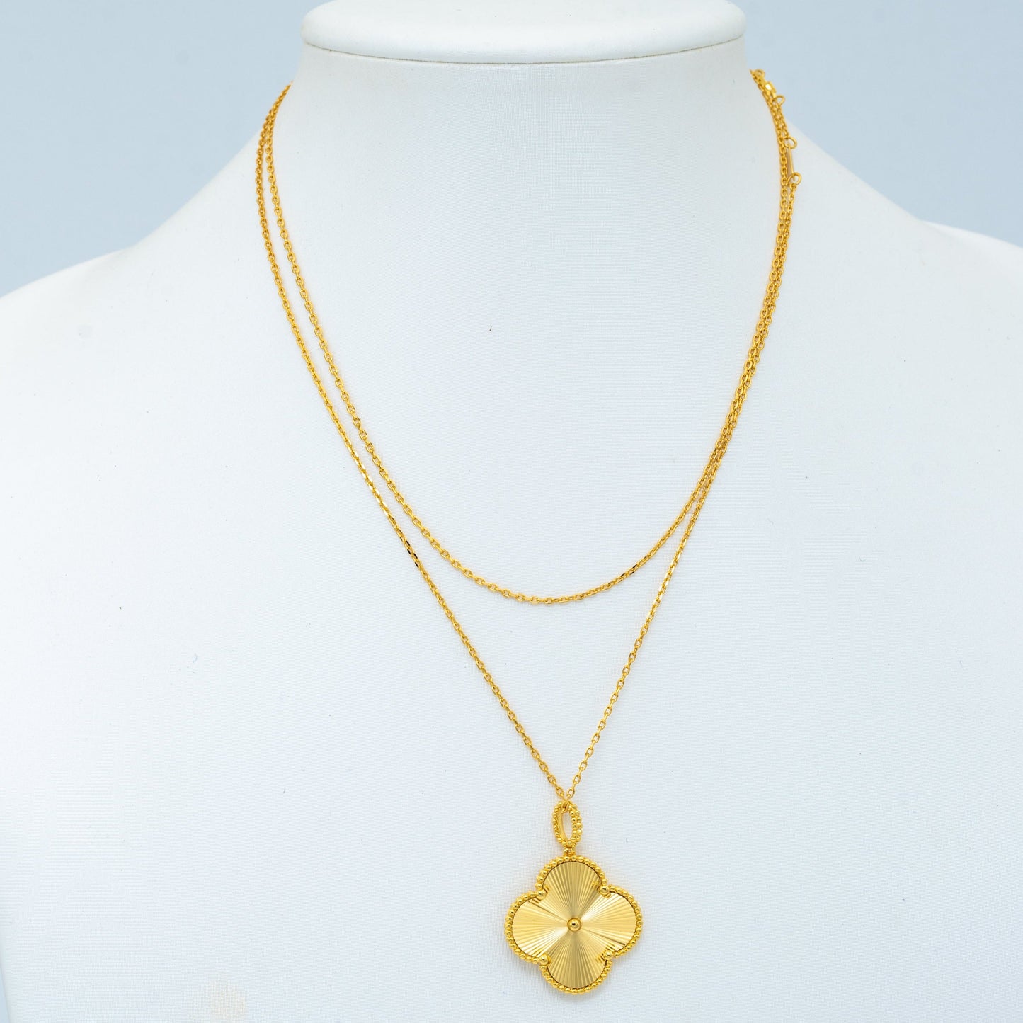 [Auream]CLOVER 25MM PEDANT NECKLACE GOLD