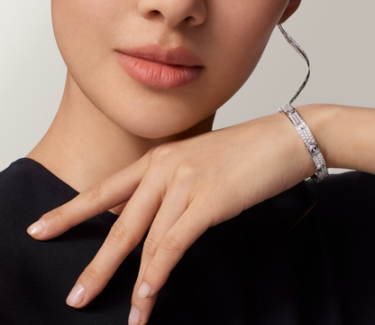 [Auream]NEW-LOVE-6.1MM-Width Diamond-Studded Bracelet