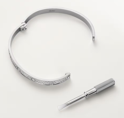 [Auream]NEW-LOVE-6.1MM-Width Diamond-Studded Bracelet