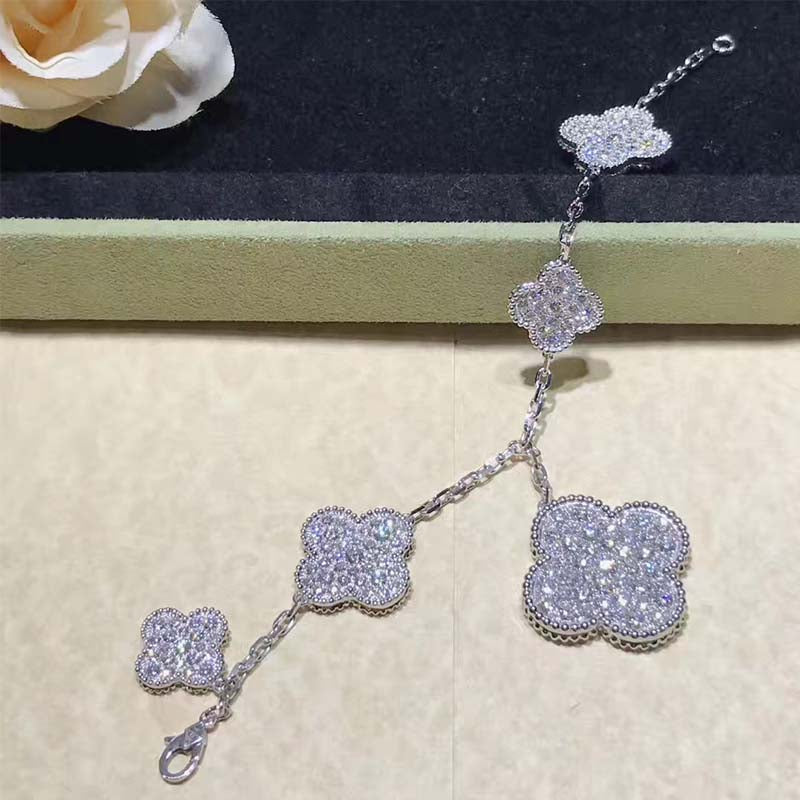 [Auream]CLOVER 6 MOTIFS SILVER DIAMOND BRACELET