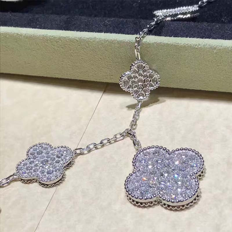 [Auream]CLOVER 6 MOTIFS SILVER DIAMOND BRACELET