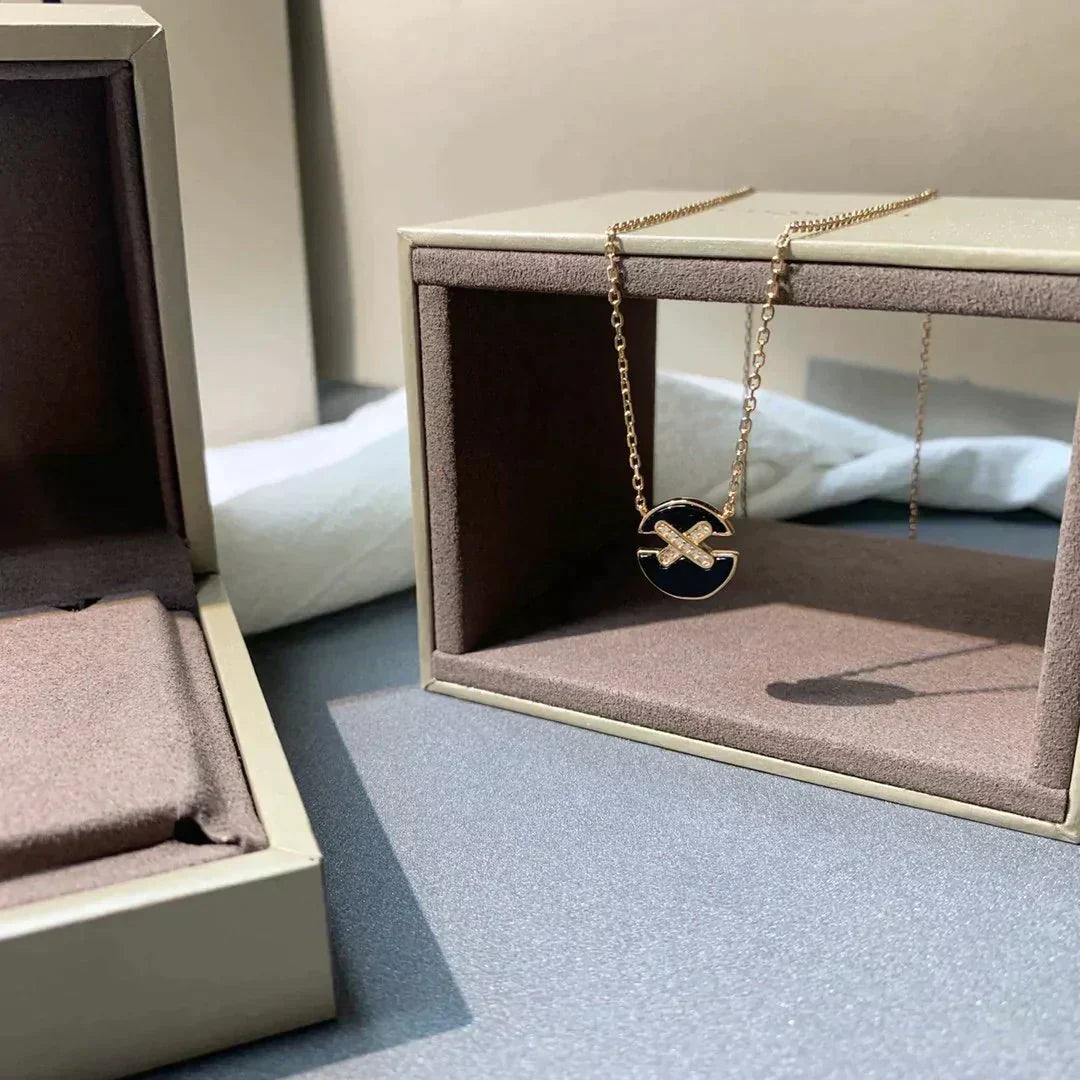 [Auream]JEUX DE ROSE GOLD DIAMOND NECKLACE