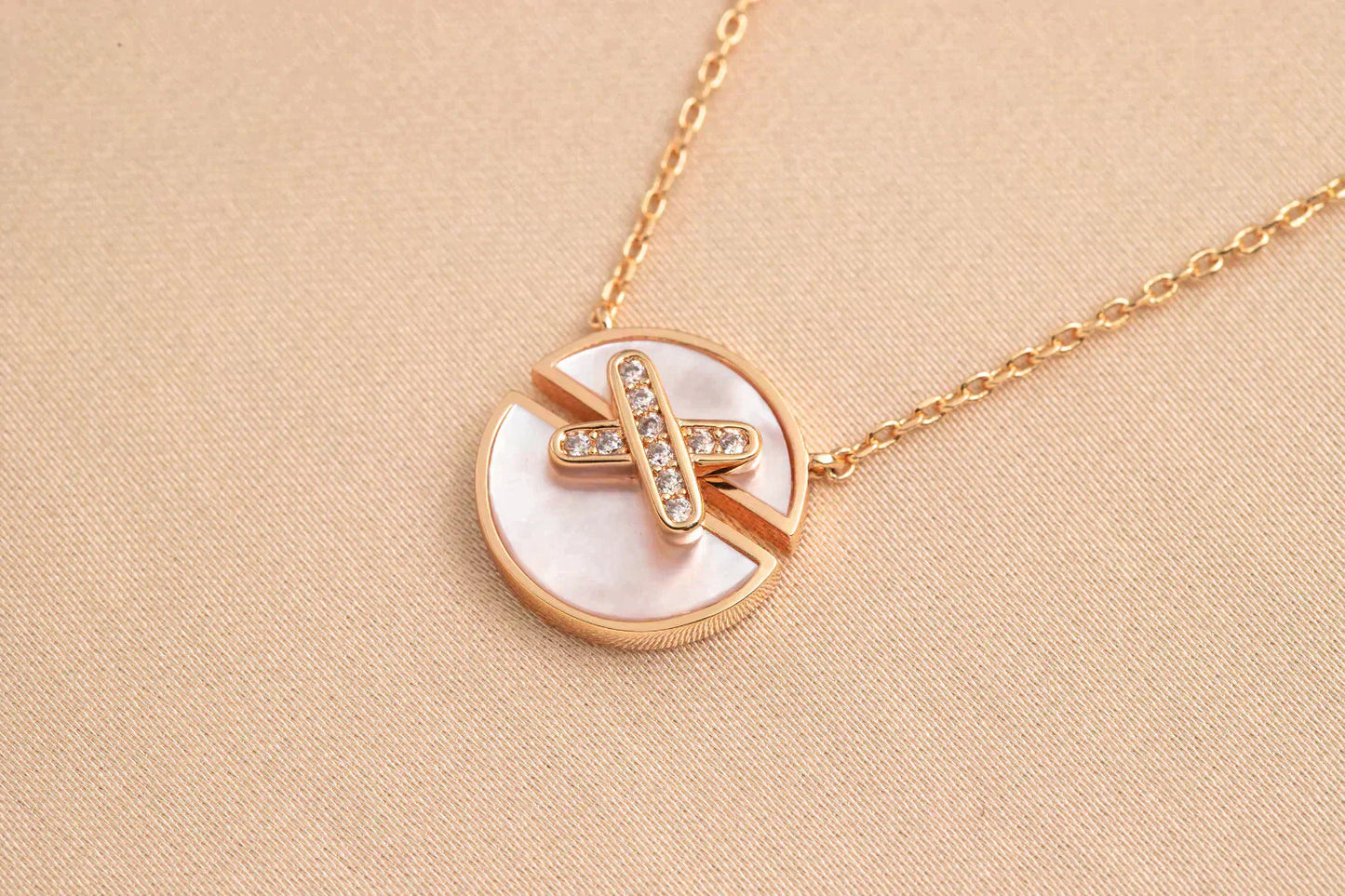 [Auream]JEUX DE ROSE GOLD DIAMOND NECKLACE