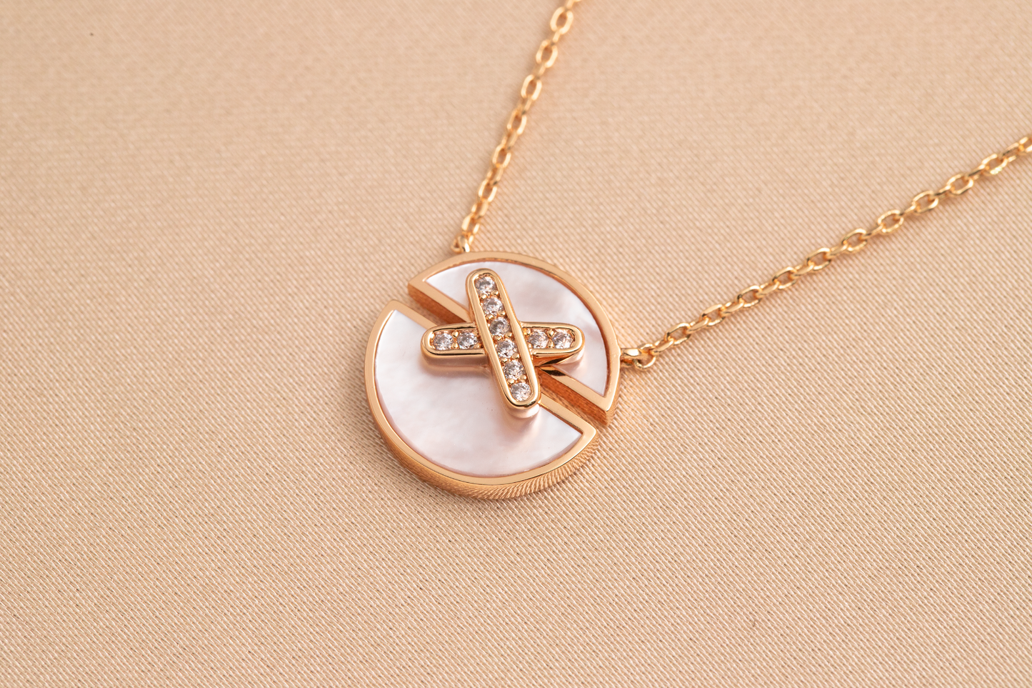 [Auream]JEUX DE PINK GOLD DIAMOND NECKLACE