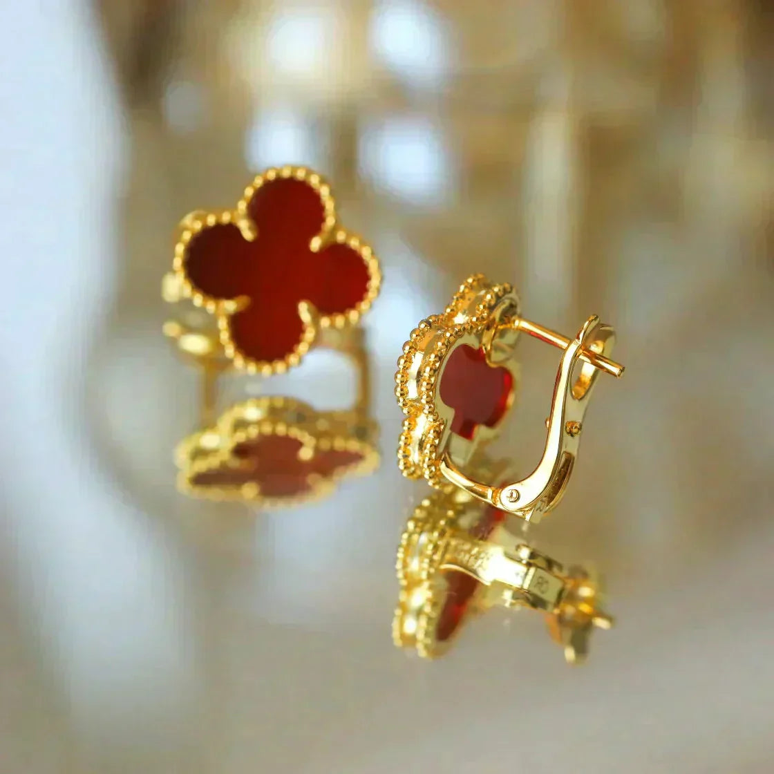 [Auream]CLOVER MEDIUM 1 MOTIFS CARNELIAN  EARRINGS