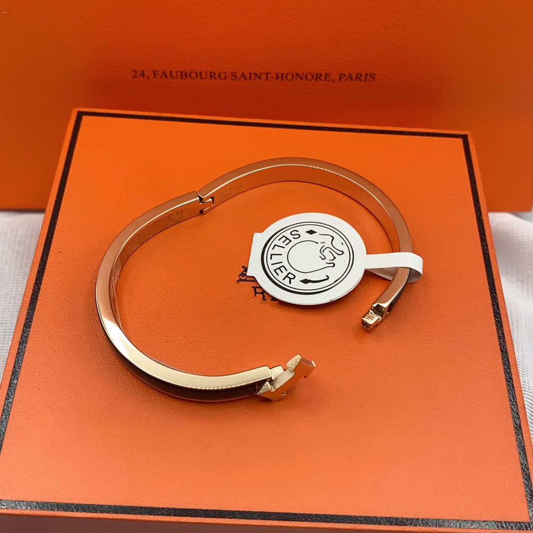 [Auream]CLASSIC HM CLIC BLACK 8MM ENAMEL BRACELET