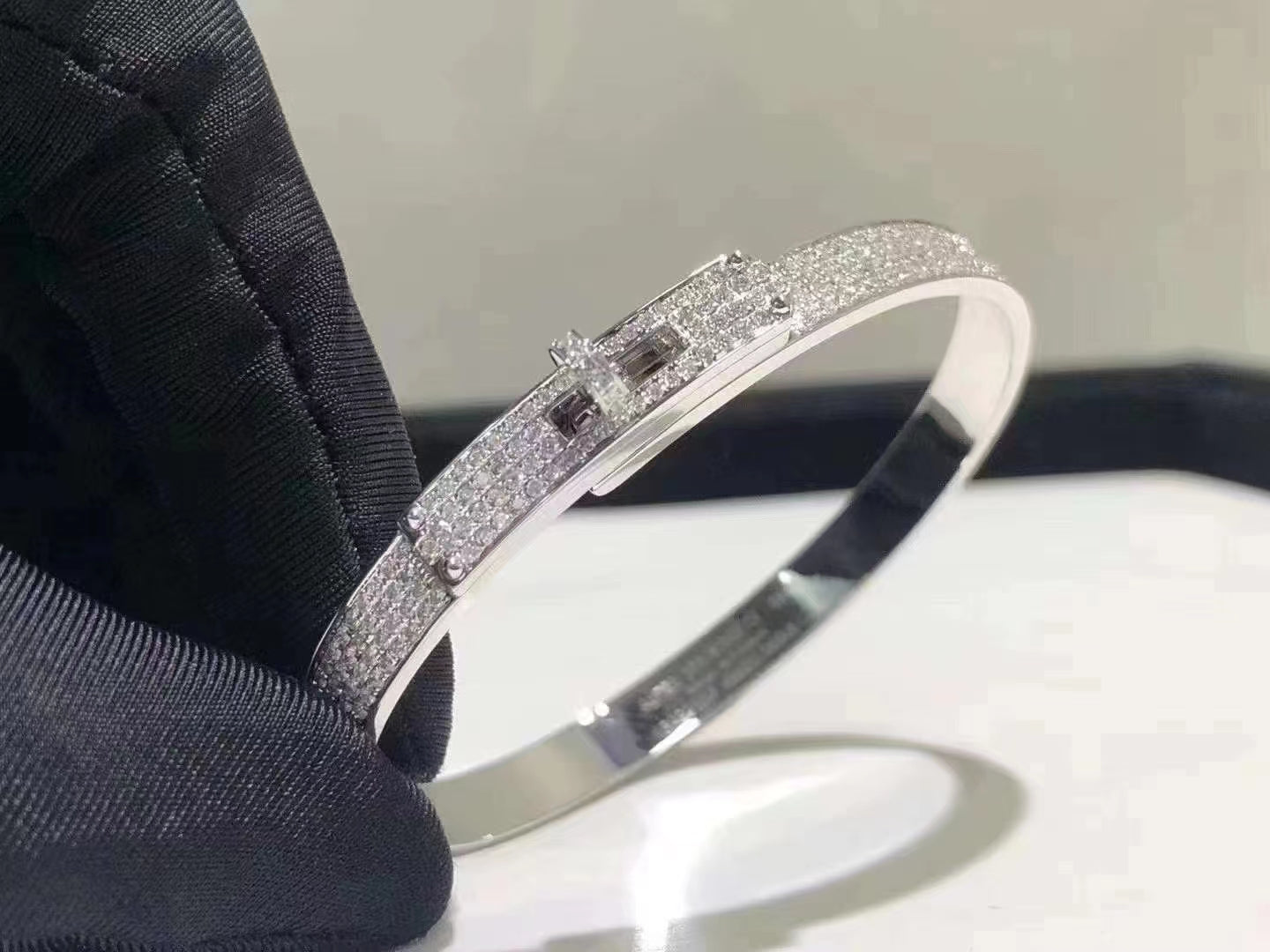 [Auream]HM KELLY BRACELET IN SILVER AND FULL PAVE DIAMOND