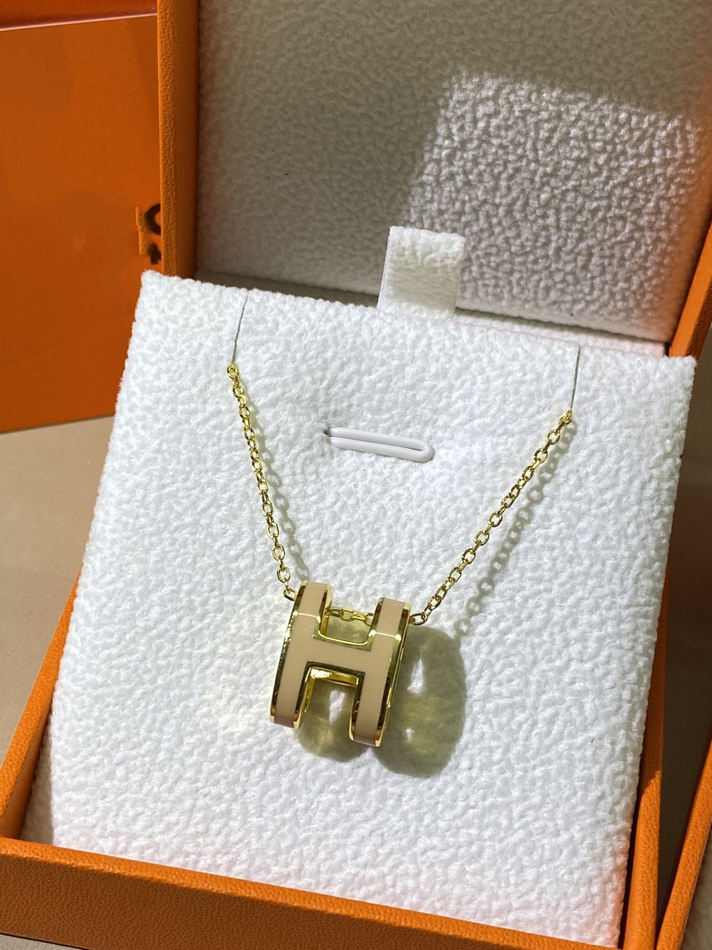 [Auream]HM CLIC YELLOW ENAMEL GOLD NECKLACE