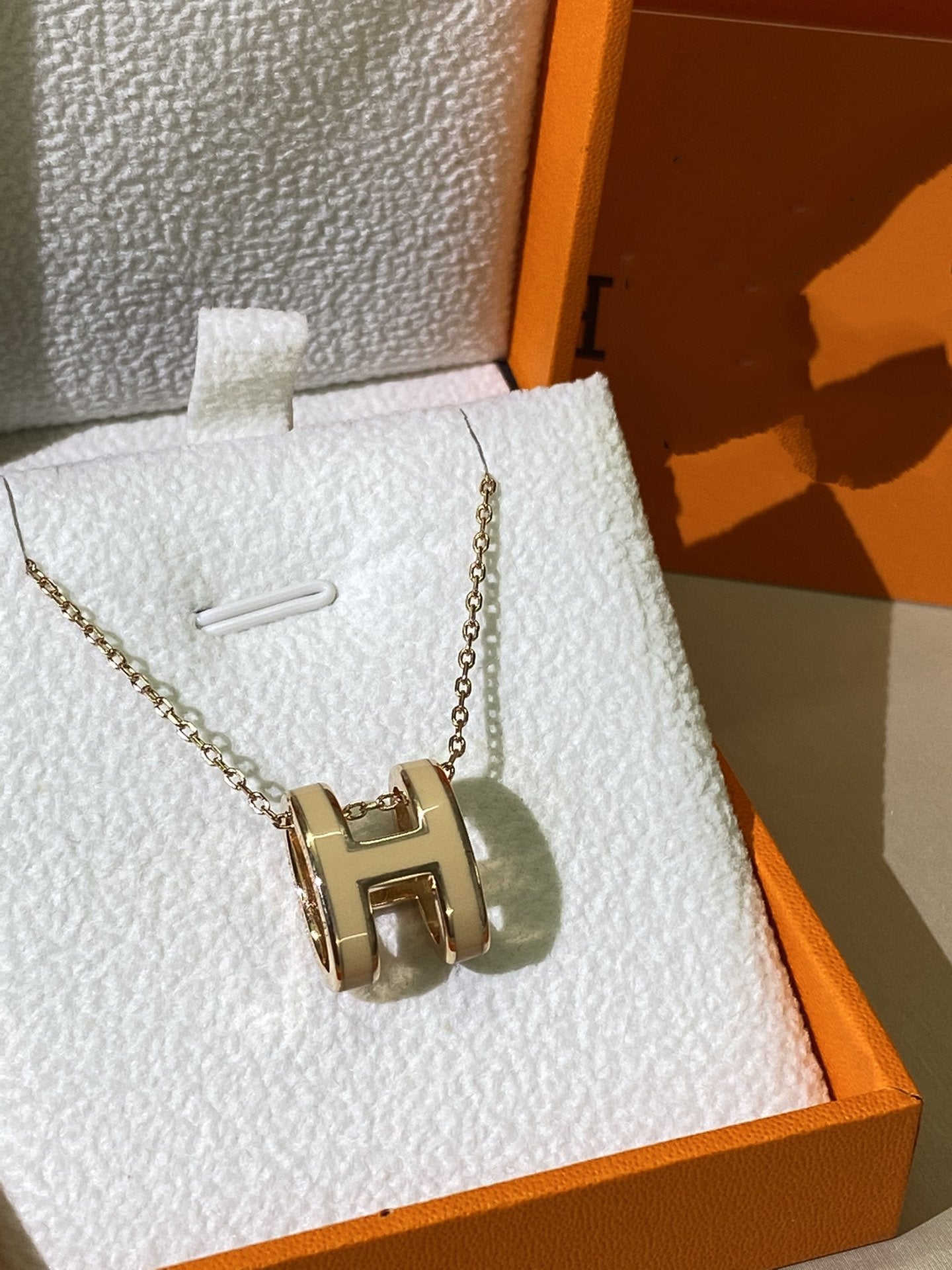 [Auream]HM CLIC YELLOW ENAMEL GOLD NECKLACE