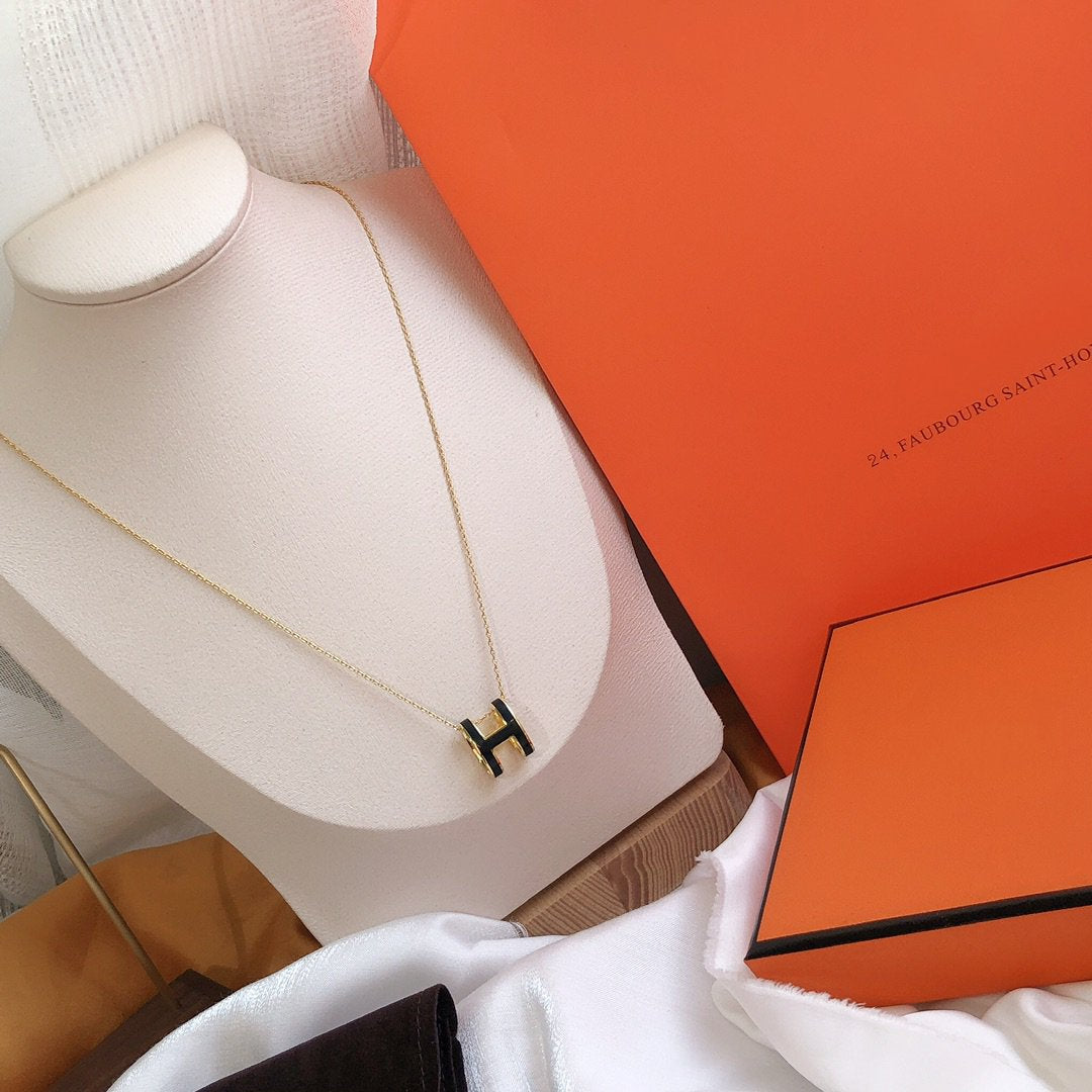 [Auream]HM CLIC BLACK ENAMEL GOLD NECKLACE