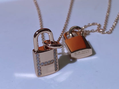 [Auream]HM ADVANCED NICHE LOCK HEAD NECKLACE DIAMONDS