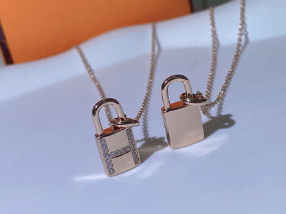 [Auream]HM ADVANCED NICHE LOCK HEAD NECKLACE DIAMONDS