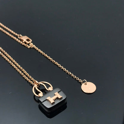[Auream]WOMEN'S HM AMULETTES CONSTANCE PENDANT NECKLACE
