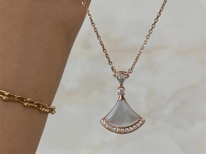 [Auream]DREAM NECKLACE MOP PINK GOLD DIAMOND