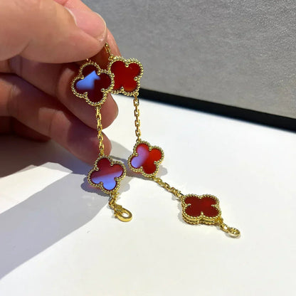 [Auream] CLOVER 5 MOTIF RED CORNELIAN BRACELET COLLECTION