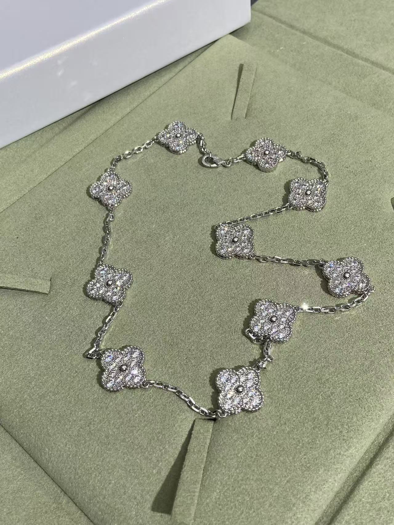 [Auream]CLOVER 10 MOTIFS  FULL DIAMOND NECKLACE