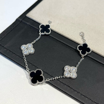 [Auream] CLOVER 5 MOTIF ONYXS BRACELET COLLECTION