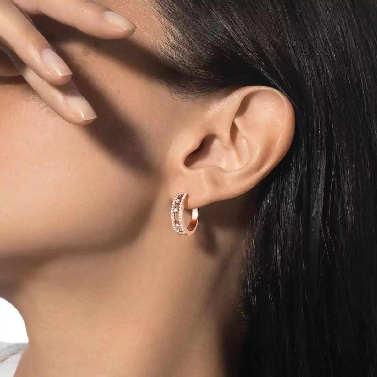 [Auream]Diamond Pave_ Hoop Earrings Move