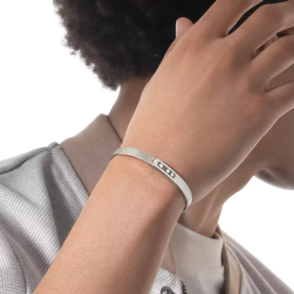 [Auream]Move Noa Ciselé half pavé bangle