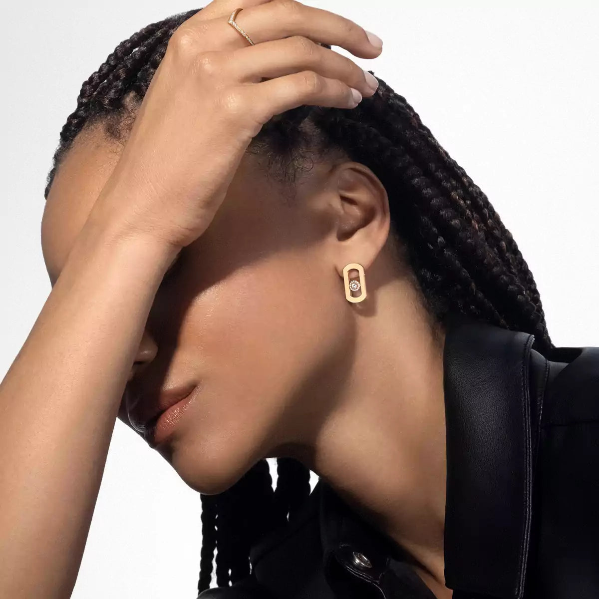 [Auream]So Move Diamond Earrings in Yellow Gold
