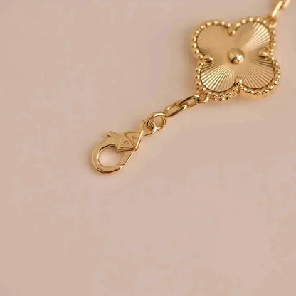 [Auream] CLOVER 5 MOTIF LASER BRACELET COLLECTION