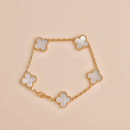 [Auream]CLOVER WHITE PEARL MOP 5 MOTIF BRACELET COLLECTION