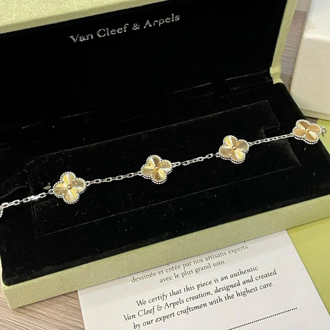 [Auream] CLOVER 5 MOTIF LASER BRACELET COLLECTION