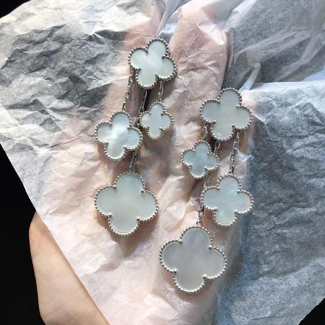 [Auream]CLOVER EARRINGS WHITE MOP 4 MOTIFS SILVER