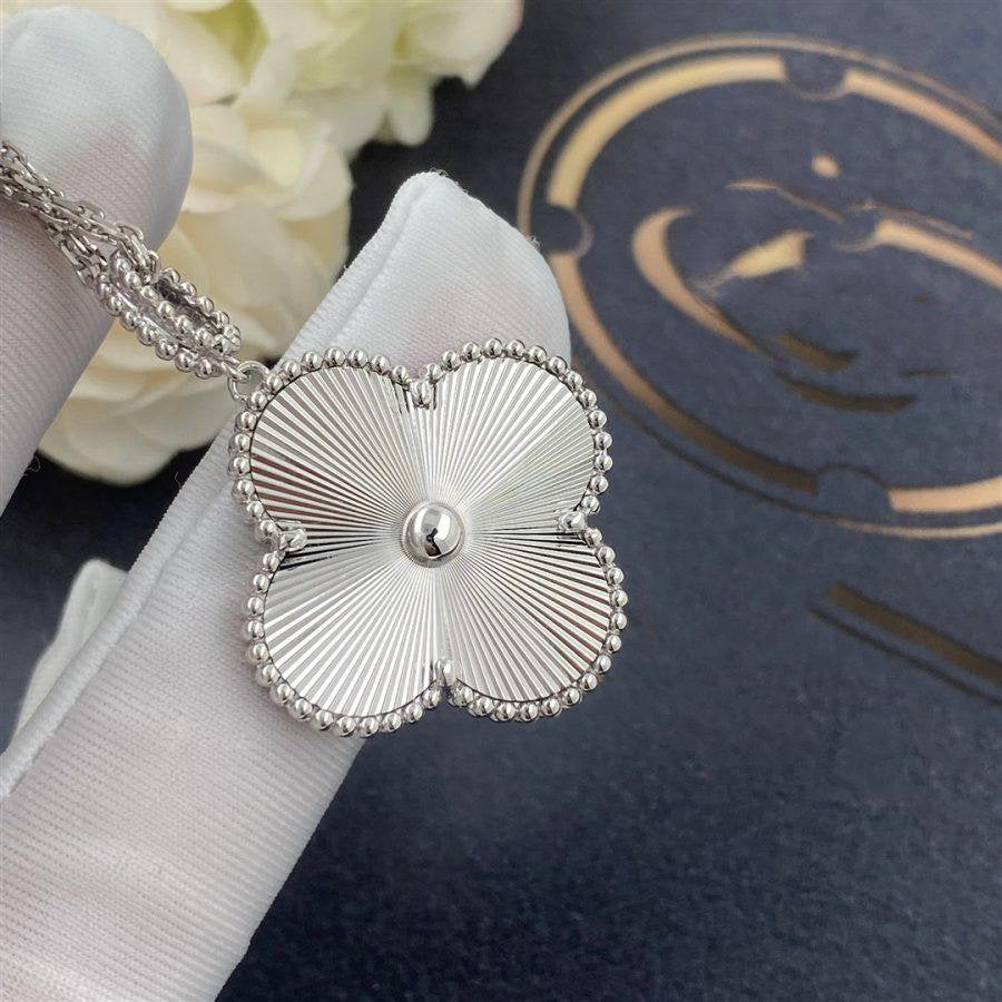 [Auream]CLOVER 25MM SILVER BIG CLOVER NECKLACE