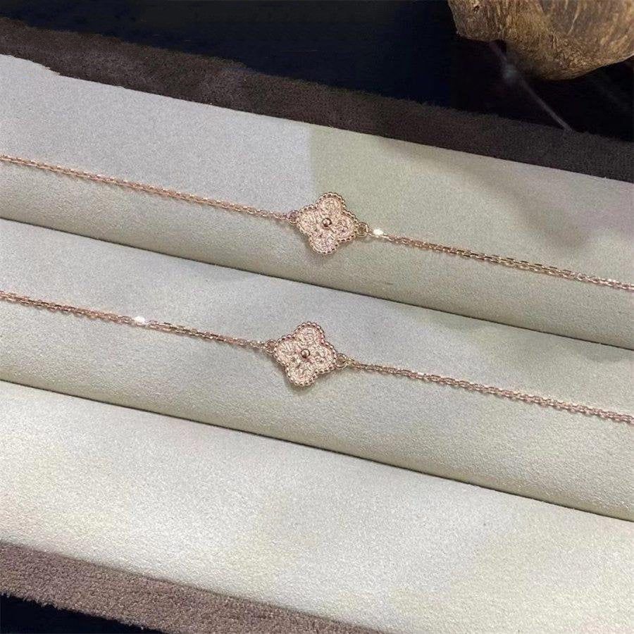 [Auream]CLOVER SINGLE FLOWER BRACELET