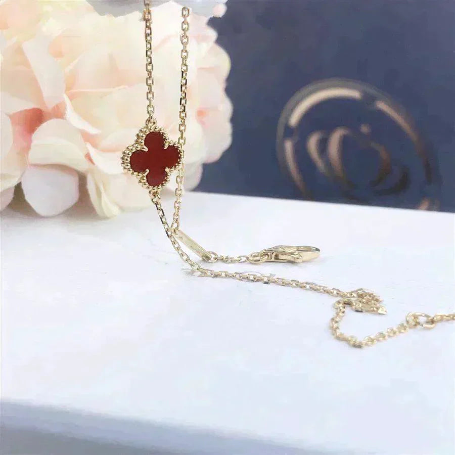 [Auream]CLOVER  CARNELIAN SINGLE FLOWER BRACELET