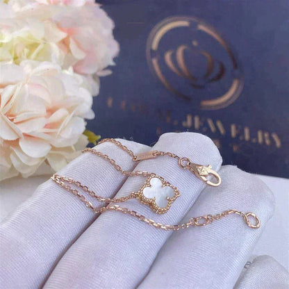 [Auream]CLOVER WHITE MOP SINGLE FLOWER BRACELET