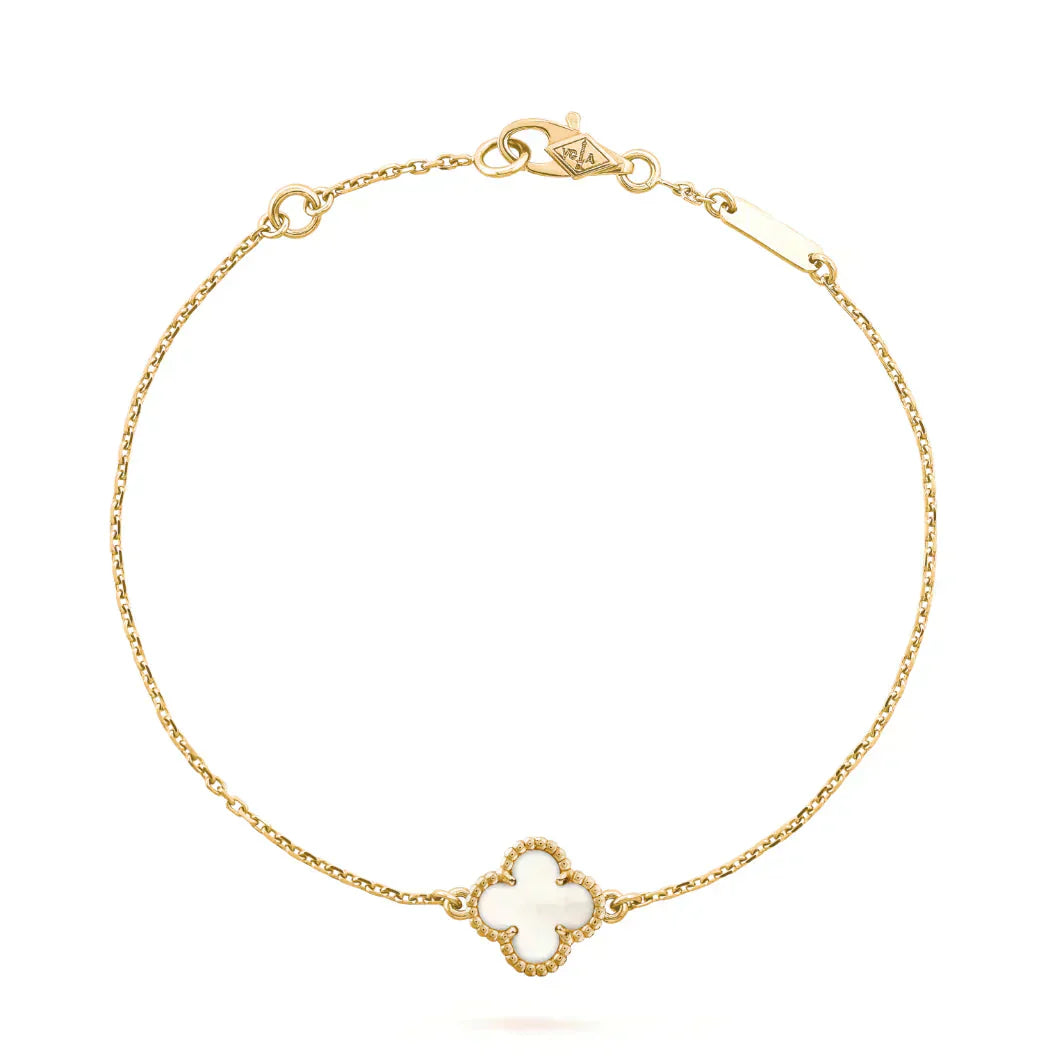 [Auream]CLOVER WHITE MOP SINGLE FLOWER BRACELET