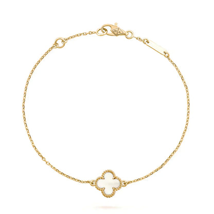 [Auream]CLOVER WHITE MOP SINGLE FLOWER BRACELET