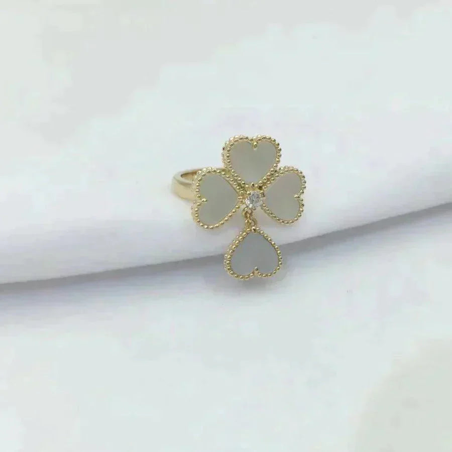 [Auream]SWEET CLOVER WHITE MOP RING
