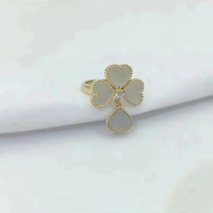 [Auream]SWEET CLOVER WHITE MOP RING