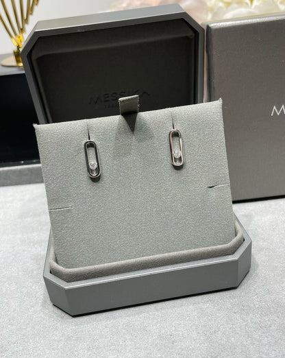 [Auream]MOVE UNO SMALL 1 DIAMOND EARRINGS