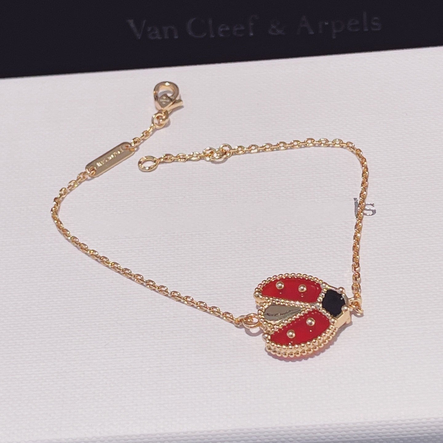 [Auream]LUCKY SPRING 1 MOTIF PINK GOLD BRACELET
