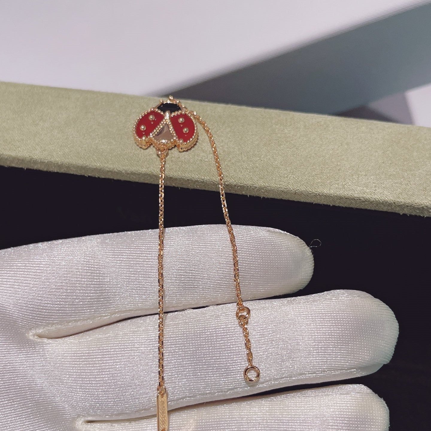 [Auream]LUCKY SPRING 1 MOTIF PINK GOLD BRACELET