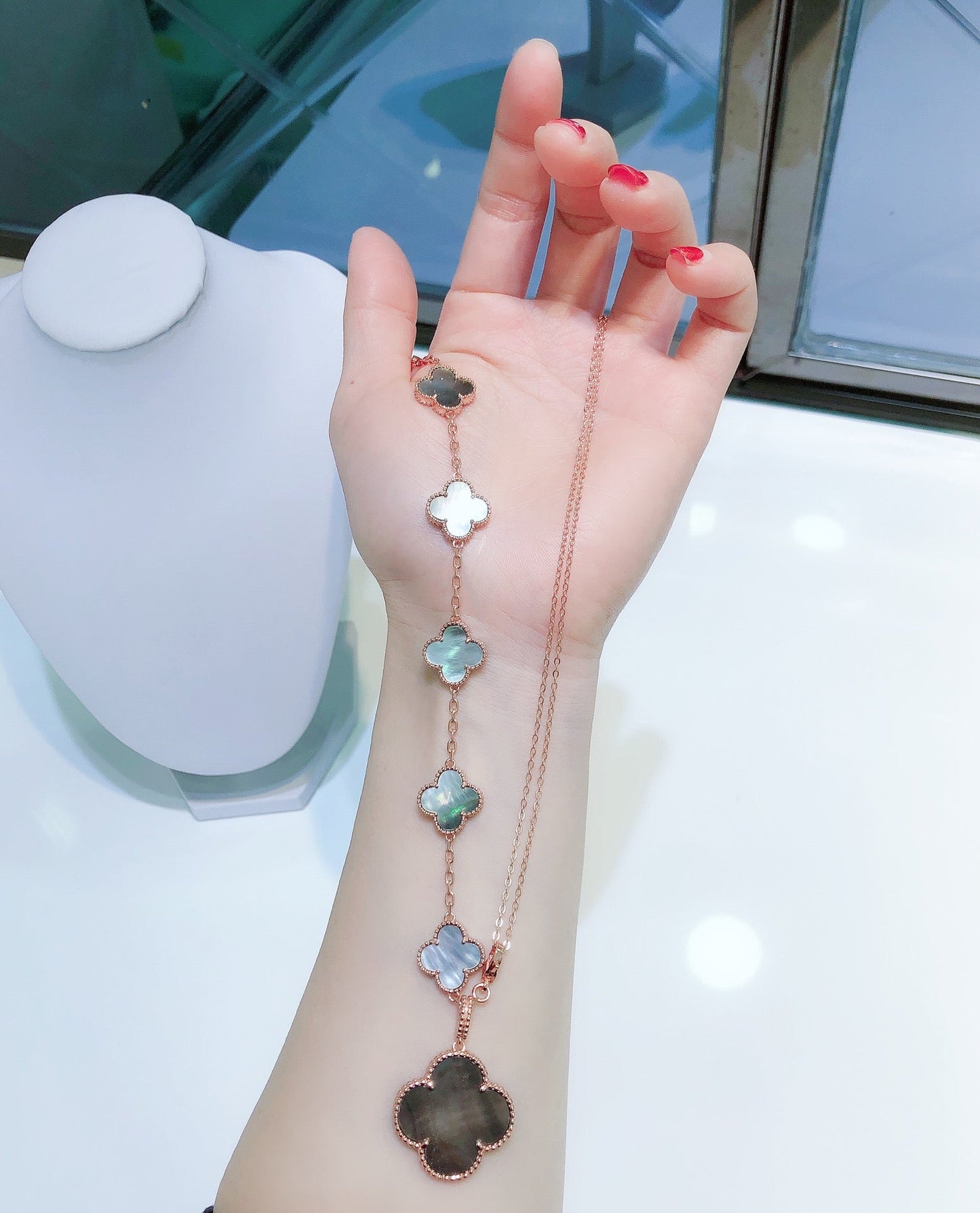 [Auream]COMBINED BRACELET 5 MOTIFS AND NECKLACE DARK MOP ROSE GOLD