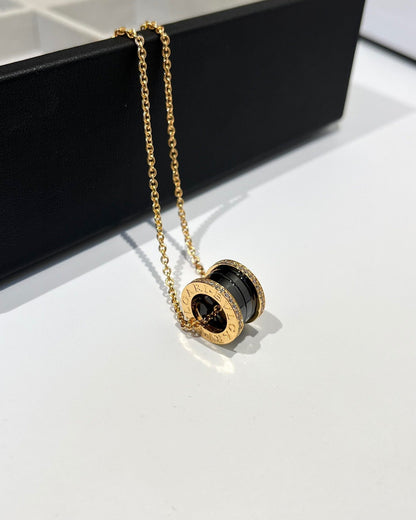 [Auream]ZERO 1 BLACK CERAMIC DIAMOND PINK GOLD NECKLACE